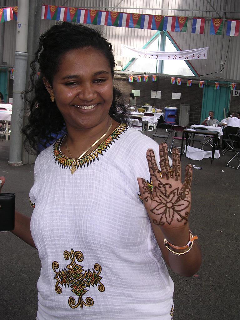 Festival Eritrea Holland 2005 - henna tatoo