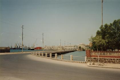 Causeway to the island of Wushti Batsii, Massawa