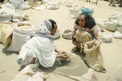 Woman at the marketplace in Mendefera